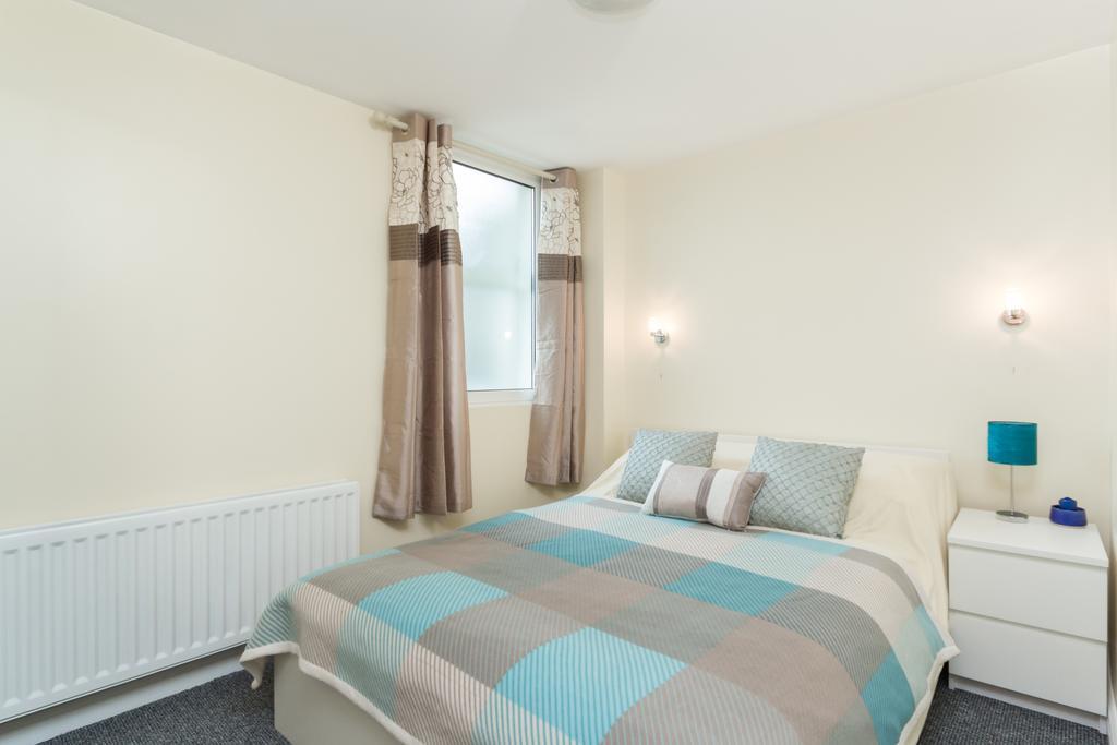 Walled City Apartments Londonderry Room photo